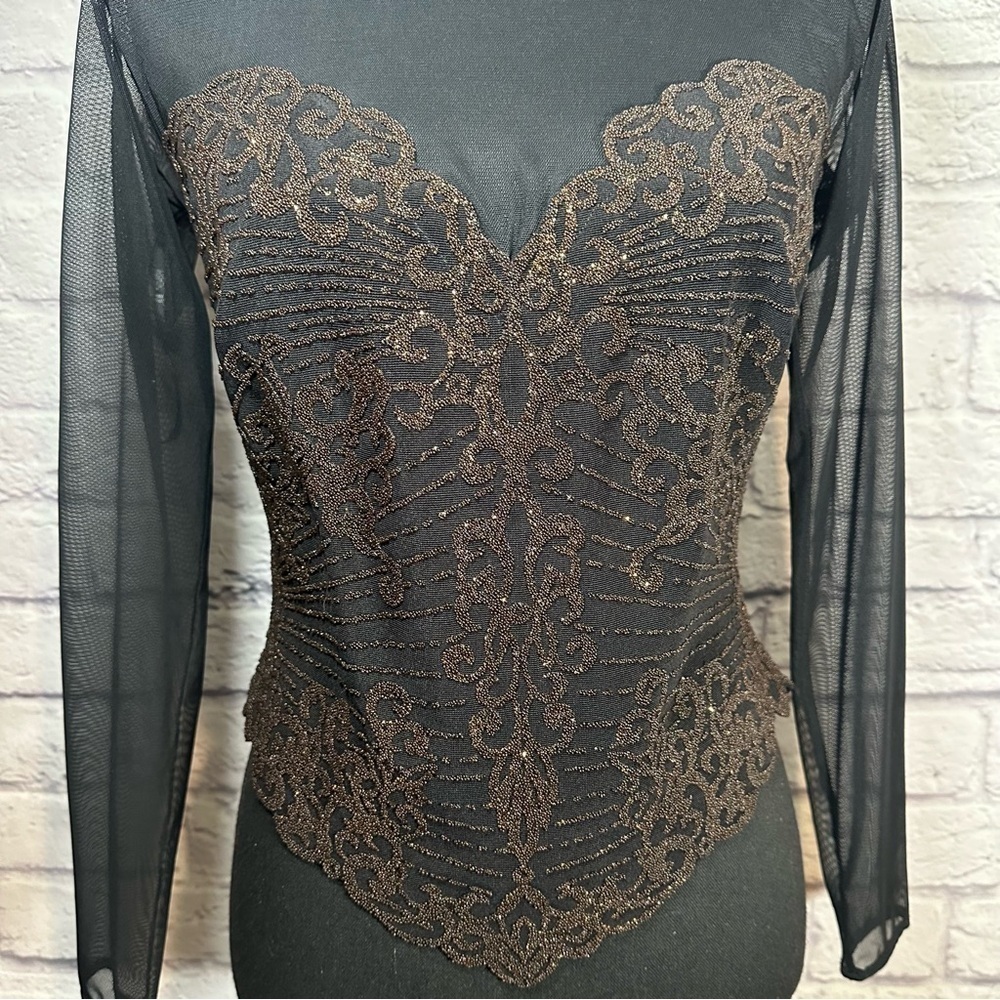 Tadashi Shoji Floral Embroidered Beaded Sheer Top Bodice Size Medium - Picture 3 of 12